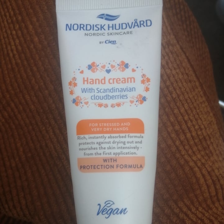 photo of Nordisk Hudvard Foot cream shared by @ginn on  15 Apr 2022 - review