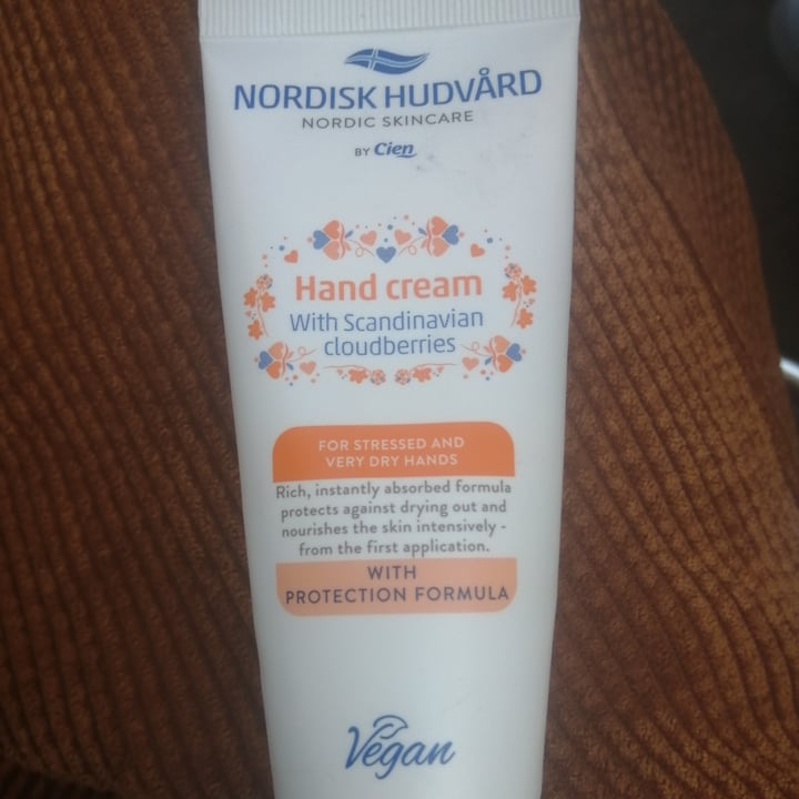 review photo of Nordisk Hudvard Foot cream shared by @ginn on 15 Apr 2022 - review