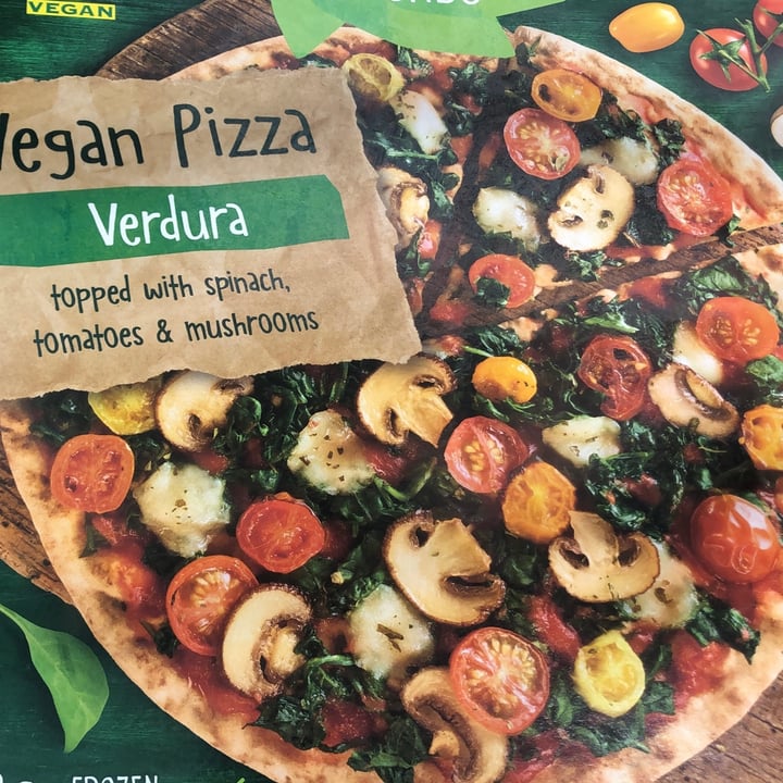 review photo of Vemondo Vegan pizza garden vegetable shared by @monicagugu82 on 05 Jul 2022 - review