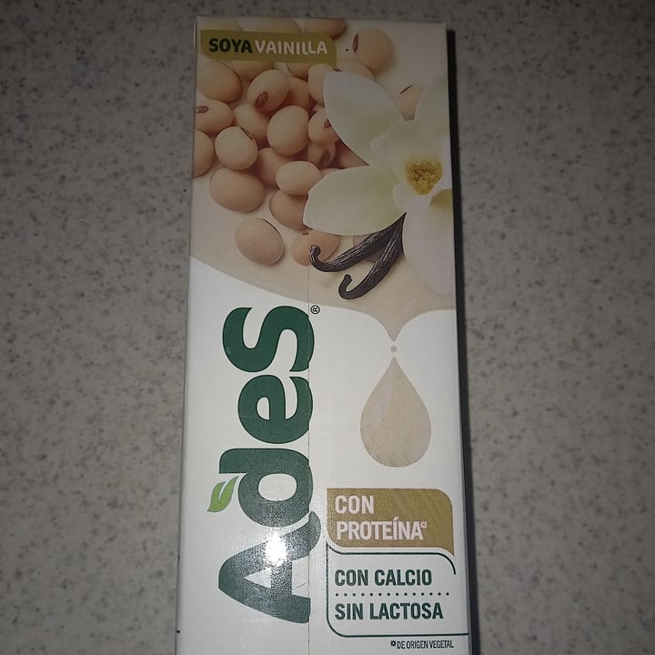 photo of Ades Alimento líquido de soya vainilla shared by @val2c on  28 Oct 2021 - review