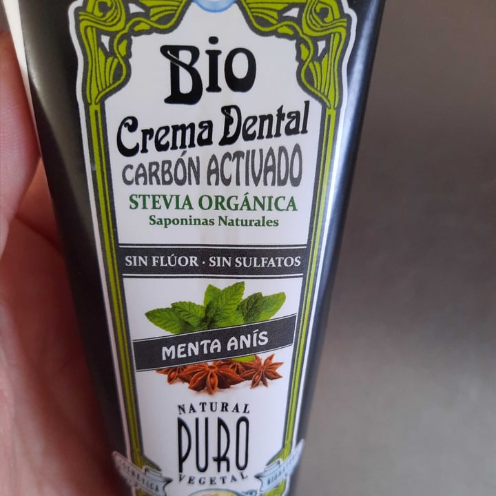 photo of Natural puro vegetal Crema Dental shared by @betianameaurio on  03 Dec 2022 - review