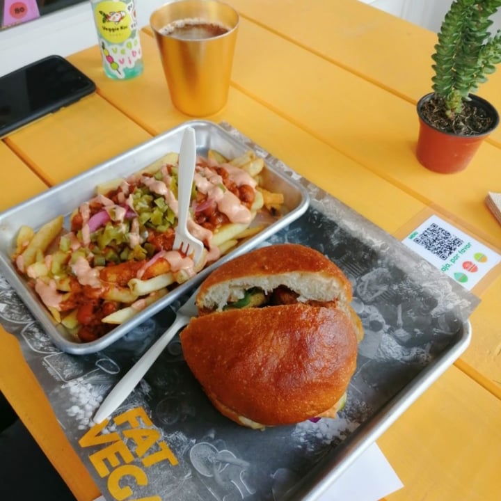photo of Fat Vegan Combo fat vegan con papanachos shared by @msolsalazar on  16 Feb 2021 - review