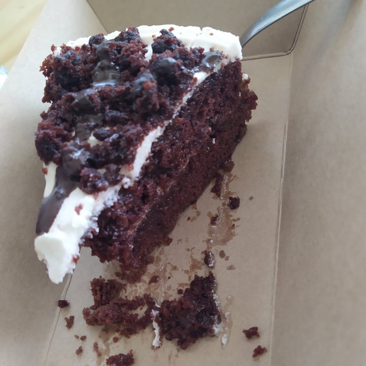 photo of Choclo y Maíz Cocina vegana Pastel red velvet shared by @kresdey on  08 Jun 2020 - review