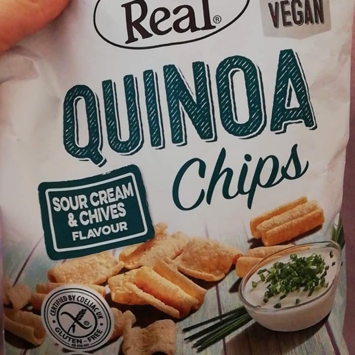 photo of Eat Real Sour Cream and Chives Quinoa Chips shared by @mattheww on  23 Sep 2020 - review