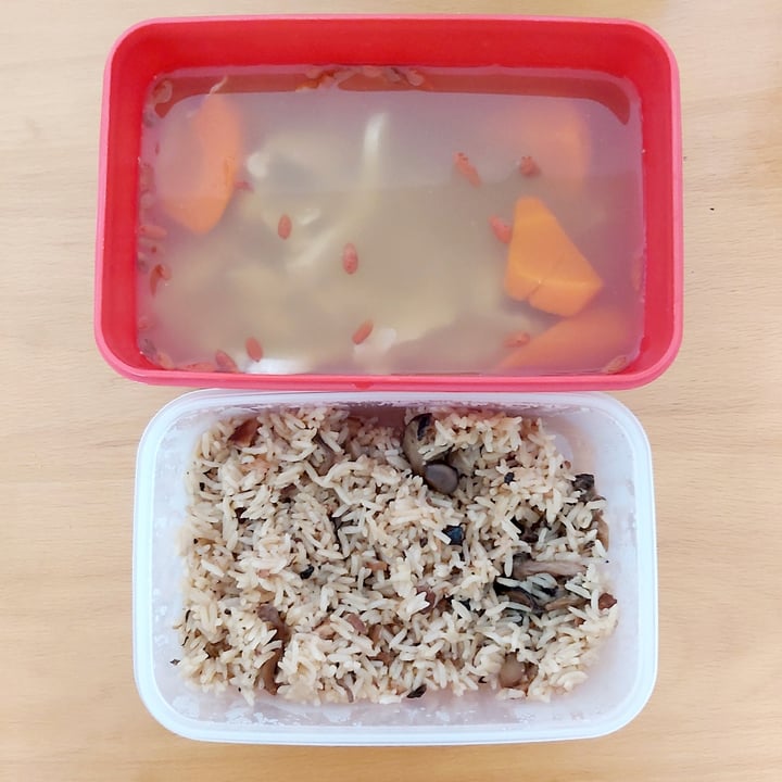 photo of Jeun VirtueFarm 浚德田 Assorted mushroom rice shared by @herbimetal on  18 Feb 2021 - review