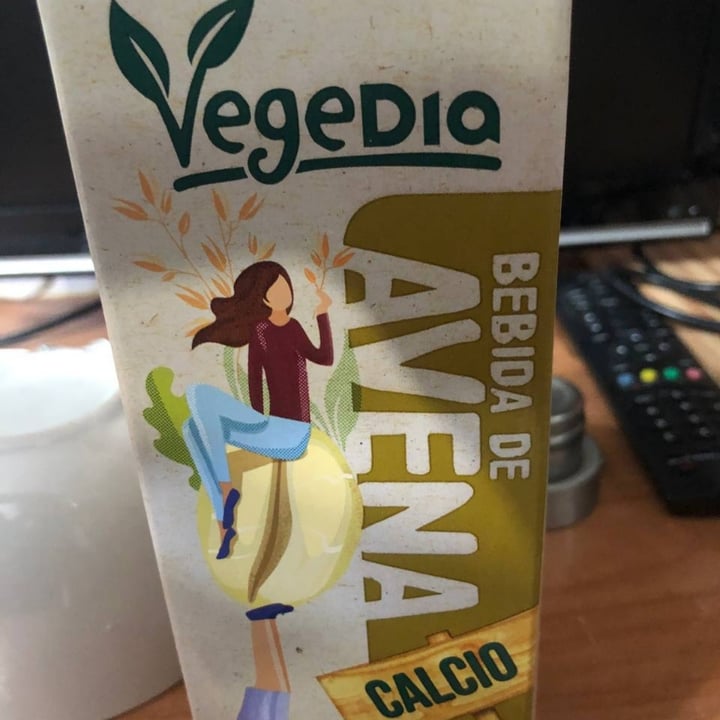 review photo of Vegedia Bebida de avena Con Calcio shared by @stefpapin on 19 Sep 2021 - review