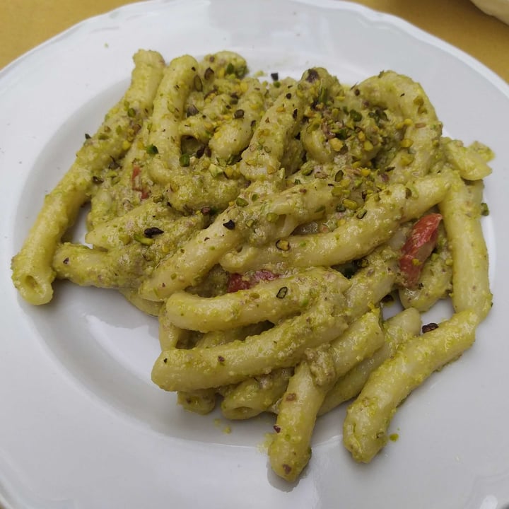 photo of Cantina Modica di S. Giovanni Pasta Pesto Pestaccio shared by @thelastannika on  12 Oct 2021 - review