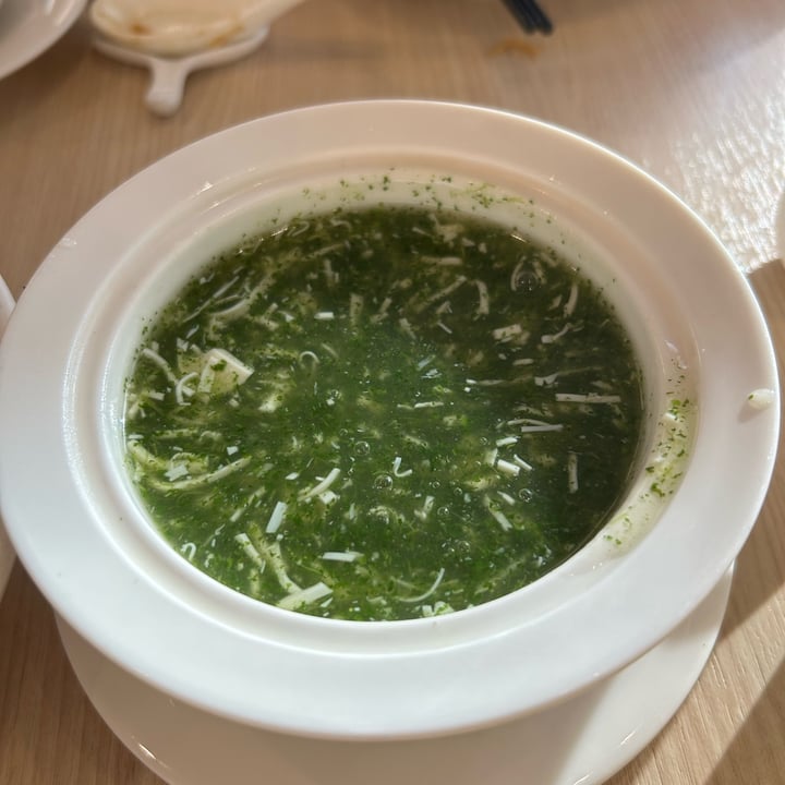 photo of Lotus Vegetarian Restaurant Spinach Tofu Soup shared by @meltingpotatoes on  10 Jan 2023 - review