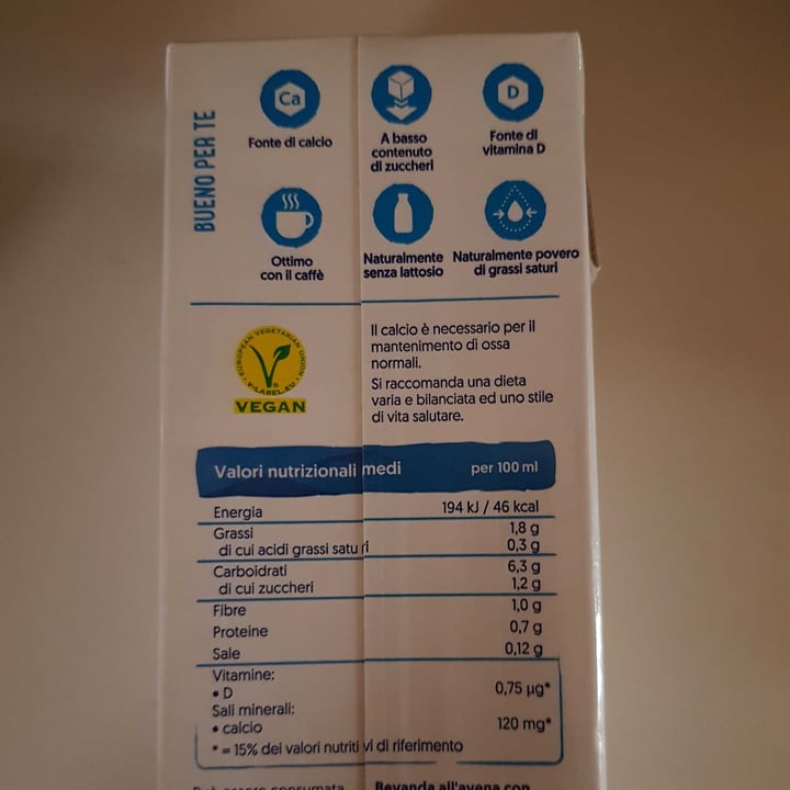 review photo of Alpro Shhh...Questo Non è Latte (LIGHT) shared by @streppi9 on 09 Nov 2022 - review