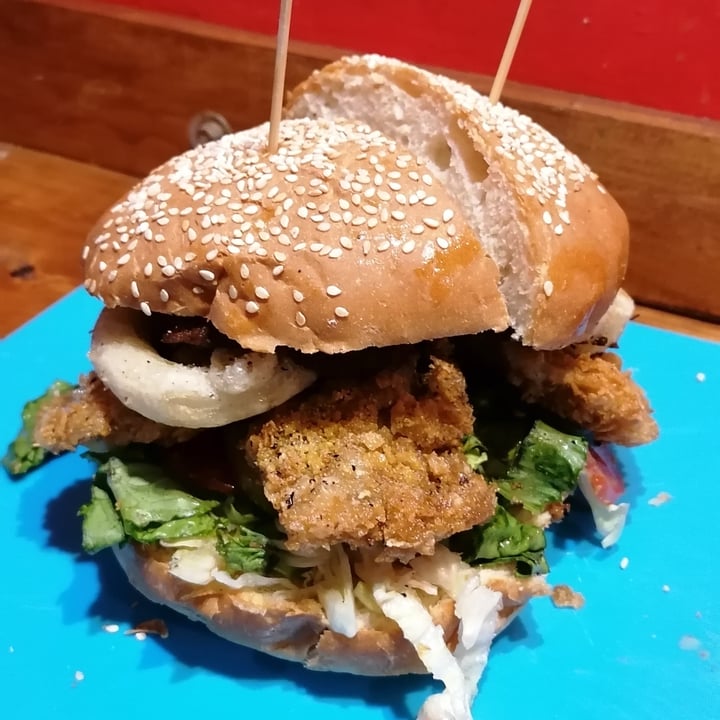 review photo of El Vegano Urbano Hamburguesa especial shared by @aixaveg on 01 Apr 2021 - review