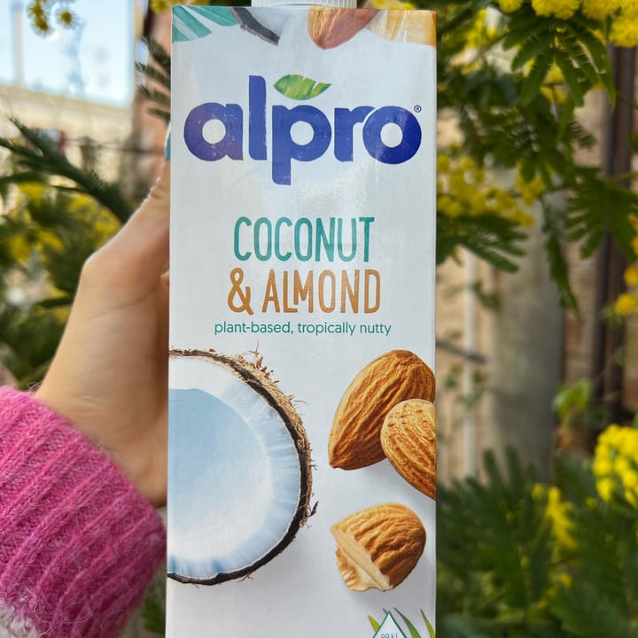 photo of Alpro Coconut & Almond  shared by @francineveg on  15 Feb 2022 - review