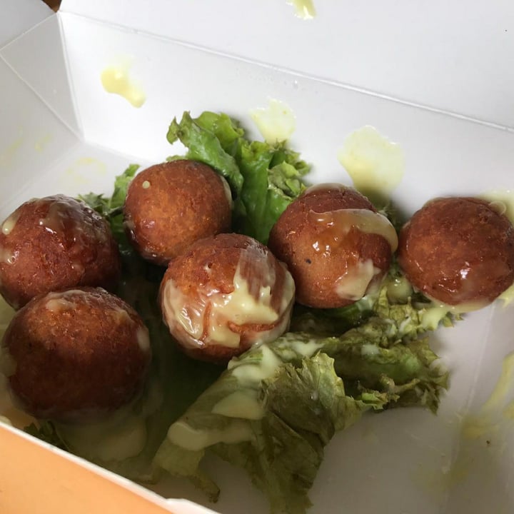 photo of Greendot Northpoint Chickpea Falafel Balls w Mayo Mustard Sauce (Vegan) shared by @gretchforveg on  20 Jun 2020 - review