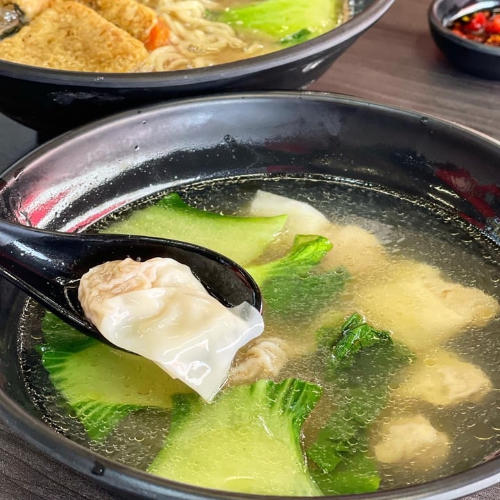 photo of Makan Vegan Geylang Dumpling soup shared by @veggiexplorer on  07 Mar 2022 - review