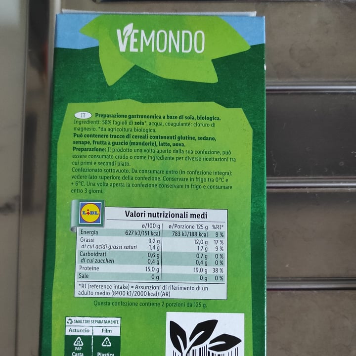photo of Vemondo Tofu shared by @giulias on  29 Mar 2022 - review