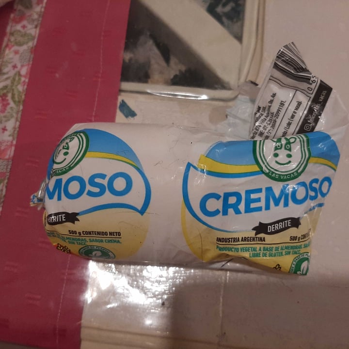 photo of Felices Las Vacas Queso Cremoso en Cilindro shared by @sraprimavera on  04 Dec 2021 - review