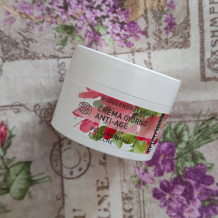 photo of Naturaline Swiss Cosmetics Crema Giorno Anti-age shared by @giuliagioia on  17 Apr 2021 - review