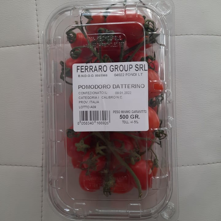 review photo of Ferraro group Srl Pomodori datterini shared by @erikag97 on 21 Jan 2022 - review