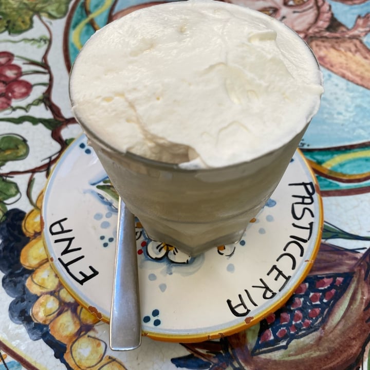 photo of Bar Pasticceria Etna dal 1963 Granita Con Panna shared by @giuls9191 on  27 Sep 2022 - review