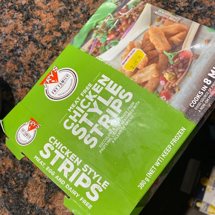 photo of Fry's Family Food Chicken Style Strips shared by @giasays on  19 May 2020 - review