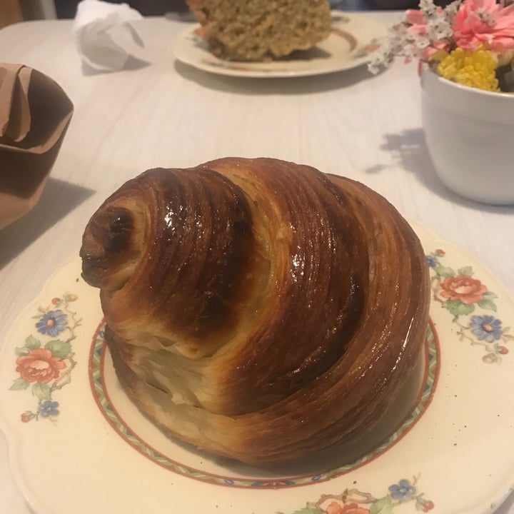 review photo of Vica (Delivery Only) Croissant shared by @seis on 11 Dec 2020 - review