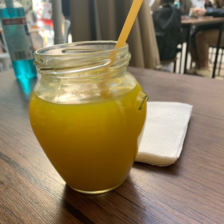 photo of Vegan Beat Athens Lemonade shared by @lamaryvegana on  13 Apr 2022 - review