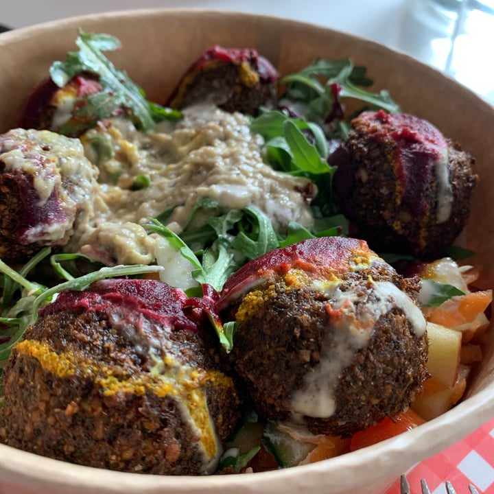 review photo of Nana Veg Kitchen x Kuiri falafel shared by @paparussian on 30 Apr 2022 - review