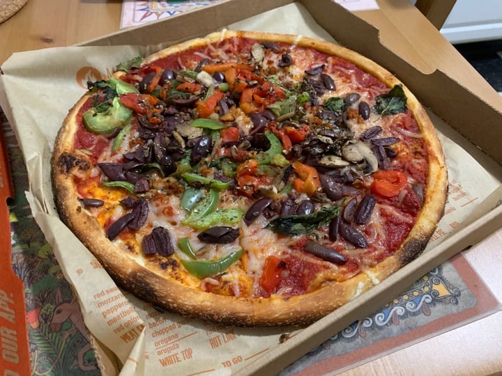 photo of Blaze Pizza 11” Build Your Own Pizza shared by @johnnycactus on  10 Nov 2019 - review