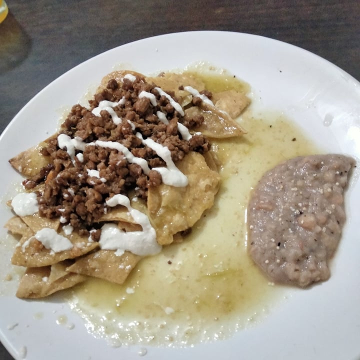 photo of VEGuerrero Chilaquiles verdes con suadero shared by @elvagovegan on  20 Aug 2022 - review