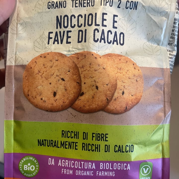 photo of Sottolestelle Biscotti Nocciole E Fave Di Cacao shared by @chiara80 on  29 Jan 2022 - review