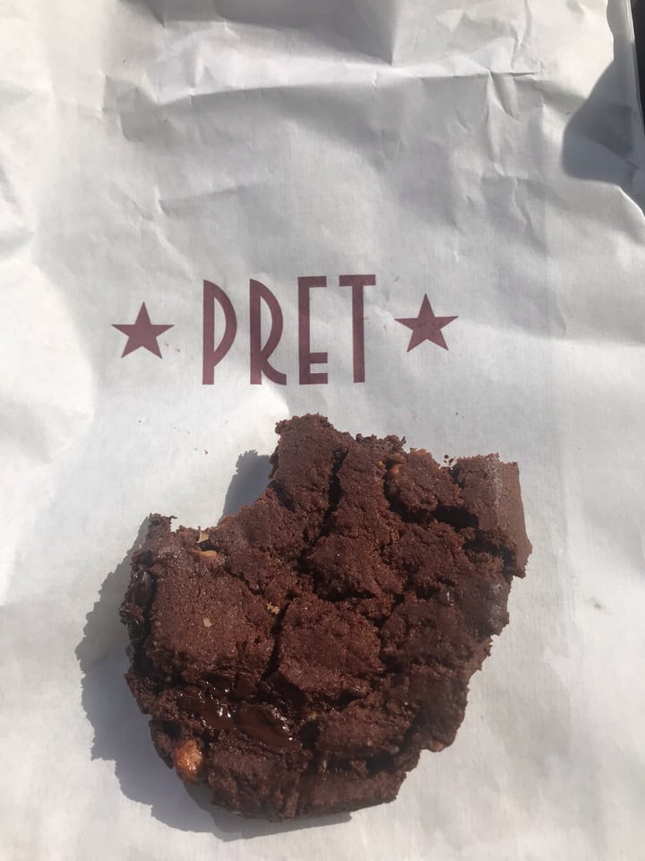 photo of Pret A Manger Dark Chocolate & Almond Butter Cookie shared by @laragmorais on  23 Sep 2019 - review
