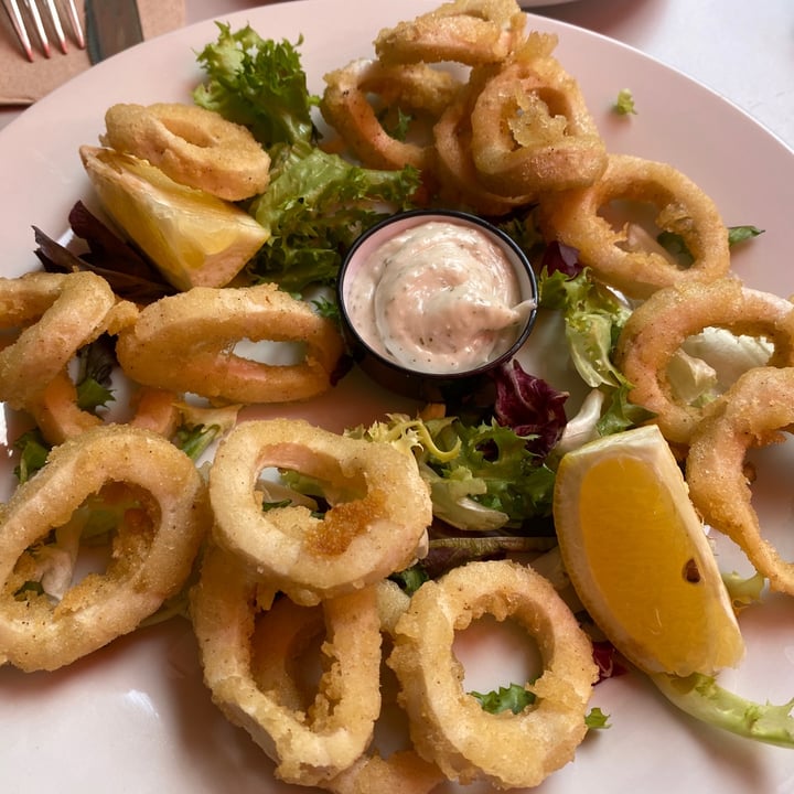photo of V DE VEGETTA Calamares a la vegana shared by @irenevegan on  13 Sep 2020 - review