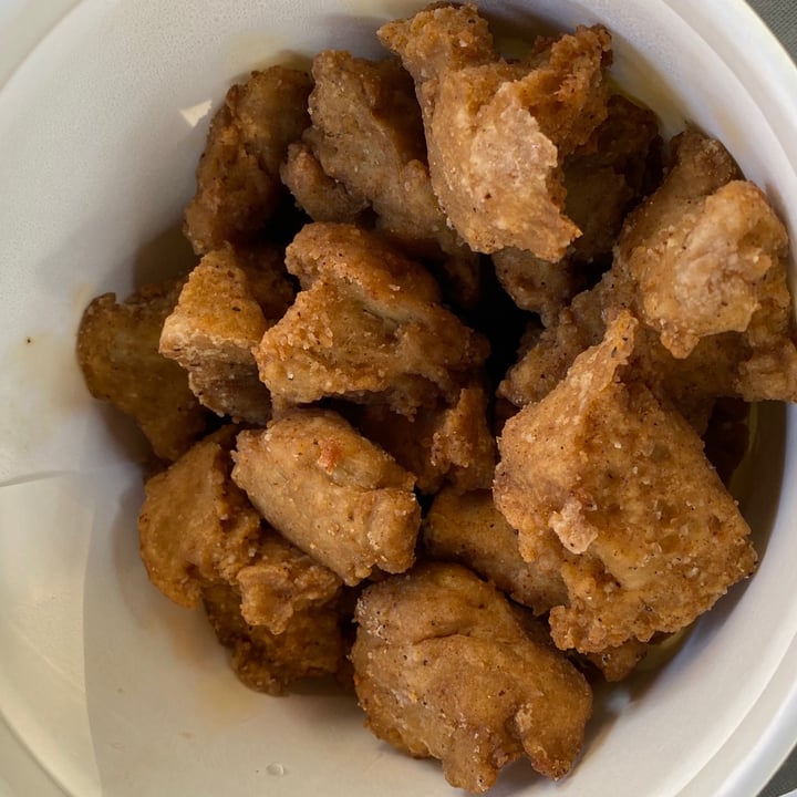 photo of Rise Above Pizza & Wings Vegan Wings shared by @lisaj on  13 Jun 2021 - review