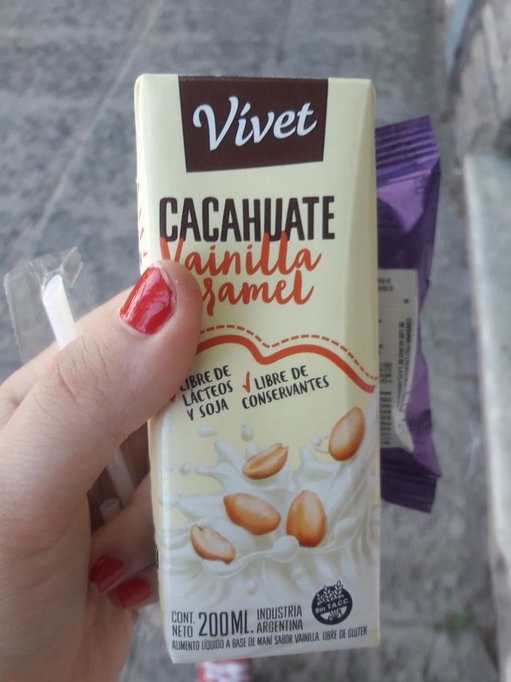 photo of Vívet Leche de Cacahuate sabor Vainilla Caramel shared by @macarenasol on  17 Dec 2019 - review