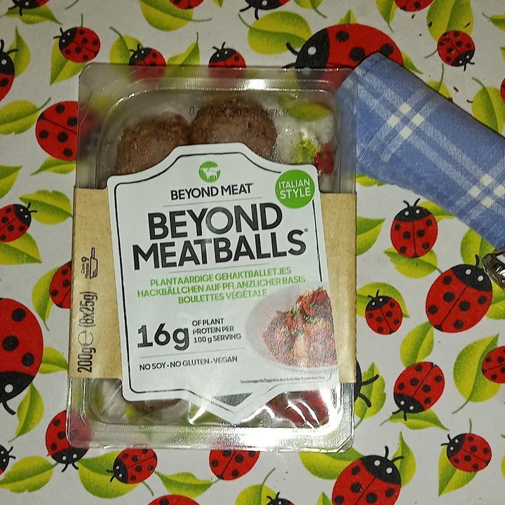 photo of Beyond Meat Beyond Meatballs shared by @wombat22 on  03 Feb 2022 - review