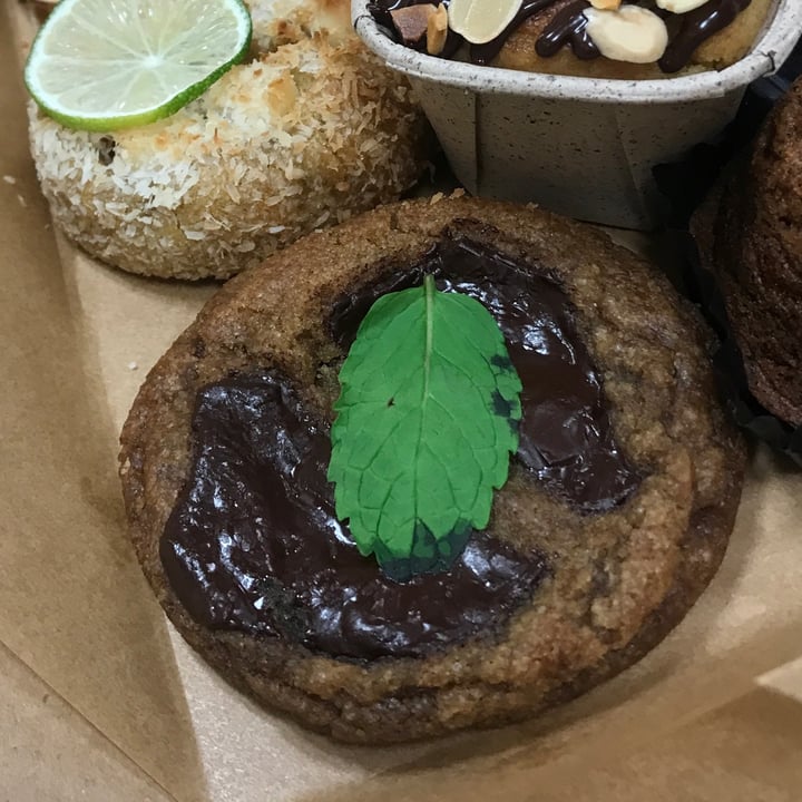 photo of Our Vegan Bakery Chocolate Mint Cookie shared by @mehmehrene on  27 Jul 2022 - review