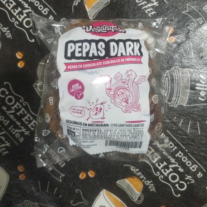 photo of Veganitas Pepas Dark shared by @florpaz on  05 Jul 2021 - review