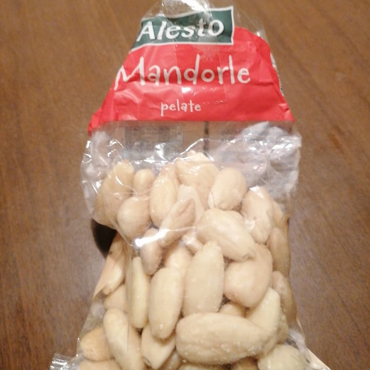photo of Alesto Mandorle pelate shared by @giannix on  28 Nov 2021 - review