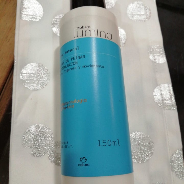 photo of Natura Lumina liso natural spray de peinar shared by @alilobato on  17 Sep 2020 - review