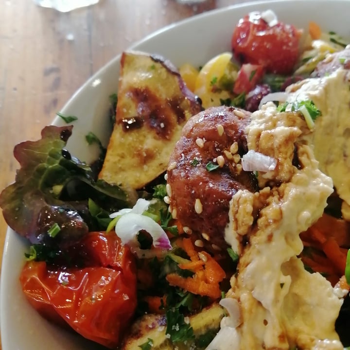 review photo of Ohana Cafe Falafel Buddha Bowl shared by @annaruna on 21 Feb 2021 - review