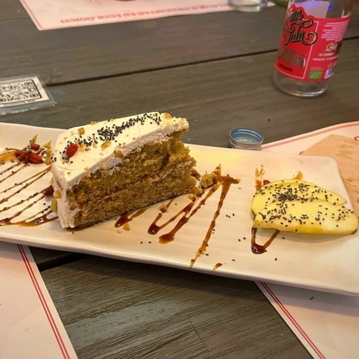 photo of Sanissimo Opera Carrot Cake shared by @thechillvegan on  22 Dec 2022 - review