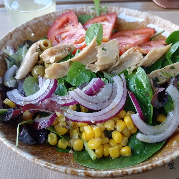 review photo of Restaurante La Vanetta Ensalada de rebeldes de corral shared by @conchipiron on 17 Nov 2021 - review
