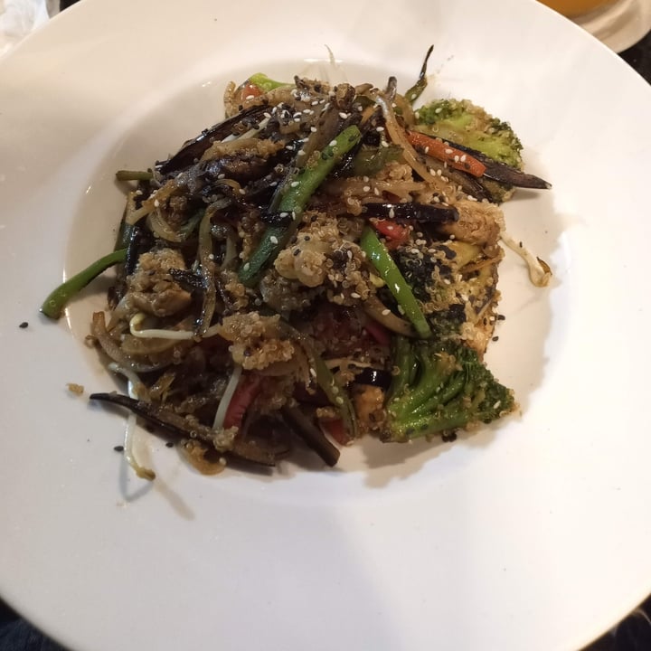 review photo of Rock & Feller's Wok de vegetales shared by @ale1296 on 26 May 2022 - review