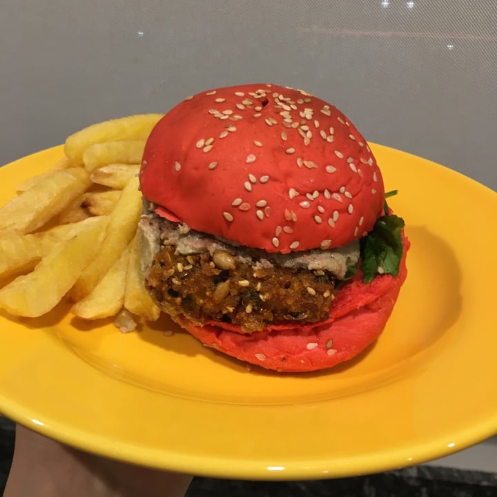 photo of Pola Burger Pan de Remolacha shared by @camivaccalluzzo on  13 Apr 2021 - review