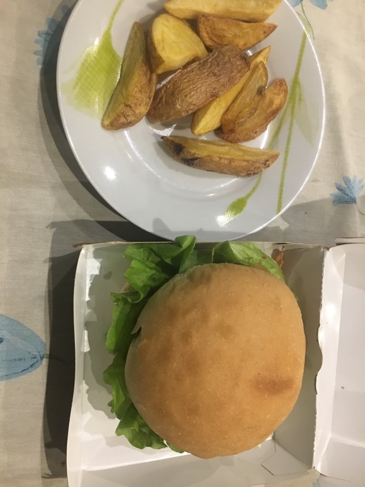 photo of Barallocas Hamburguesa De Lenteja Y Patata Gajo shared by @aixelvia on  16 Dec 2019 - review