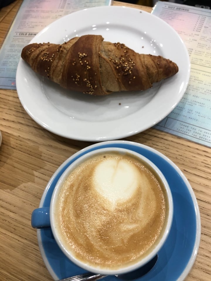 photo of Cloud Cakes Croissant shared by @michalbiel on  11 Feb 2020 - review