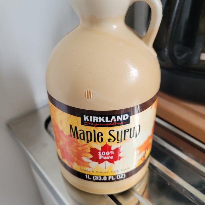 photo of Kirkland Signature organic maple syrup shared by @janelle-65 on  20 Oct 2022 - review