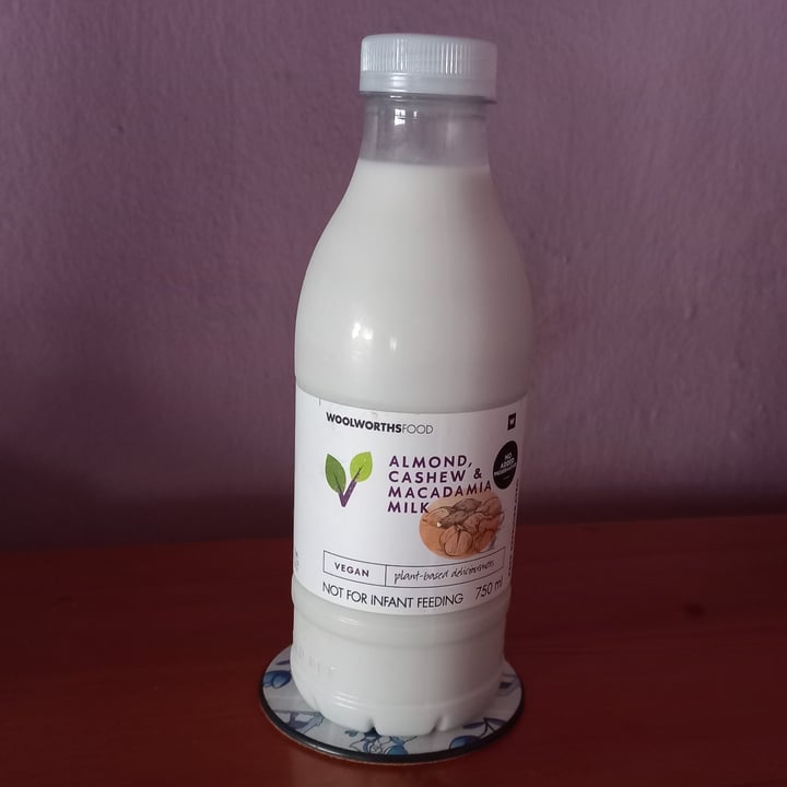 photo of Woolworths Food Almond cashew & macadamia milk shared by @ronelle on  06 Sep 2021 - review