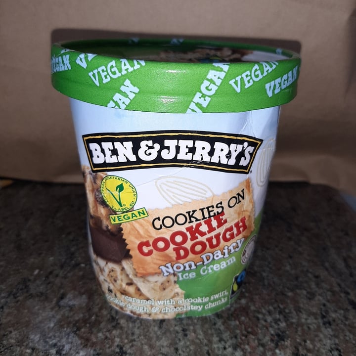 photo of Ben & Jerry's Cookie Dough shared by @grinsoka on  17 Jun 2022 - review