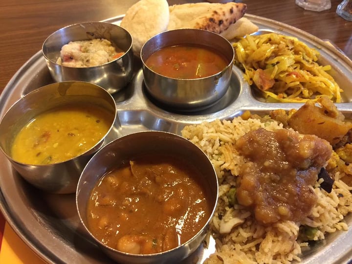 photo of Woodlands Indian Cuisine Indian Vegetarian Buffet Lunch shared by @jennykropiklim on  13 Apr 2018 - review