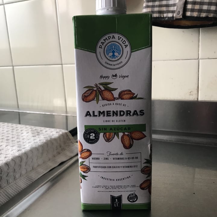 photo of Pampa Vida Leche de Almendras Sin Azúcar shared by @mechab on  04 Aug 2021 - review